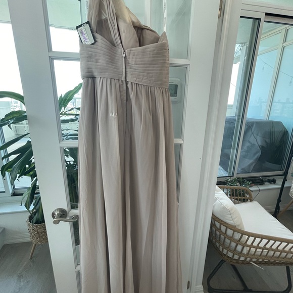 Beautiful Taupe Blush One Shoulder Dress Gown - Brand new - Picture 3 of 6